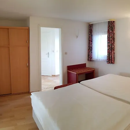 Graf Duene Apartmán *